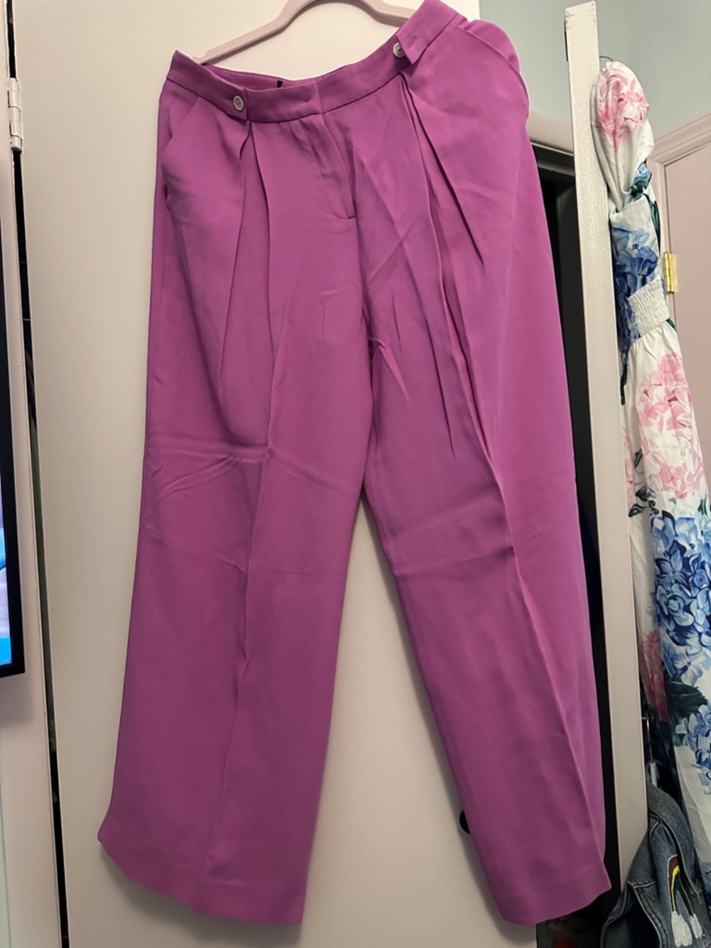 Women's High-Rise Pleated Wide-Leg Pants - Magenta